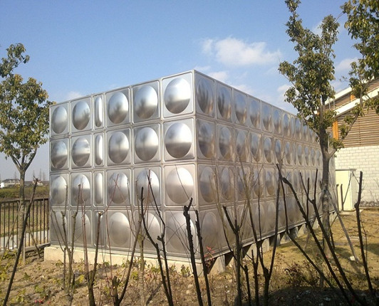 不銹鋼方形水箱 不銹鋼方形水箱